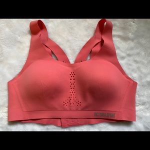 Victoria’s Secret Angel Max Sports Bra